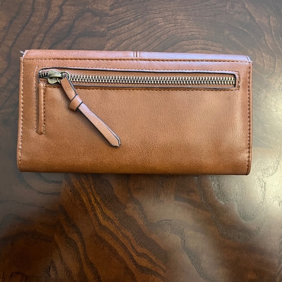 NWOT Women’s Tan Long Wallet by Guang Tong - Picture 2 of 9